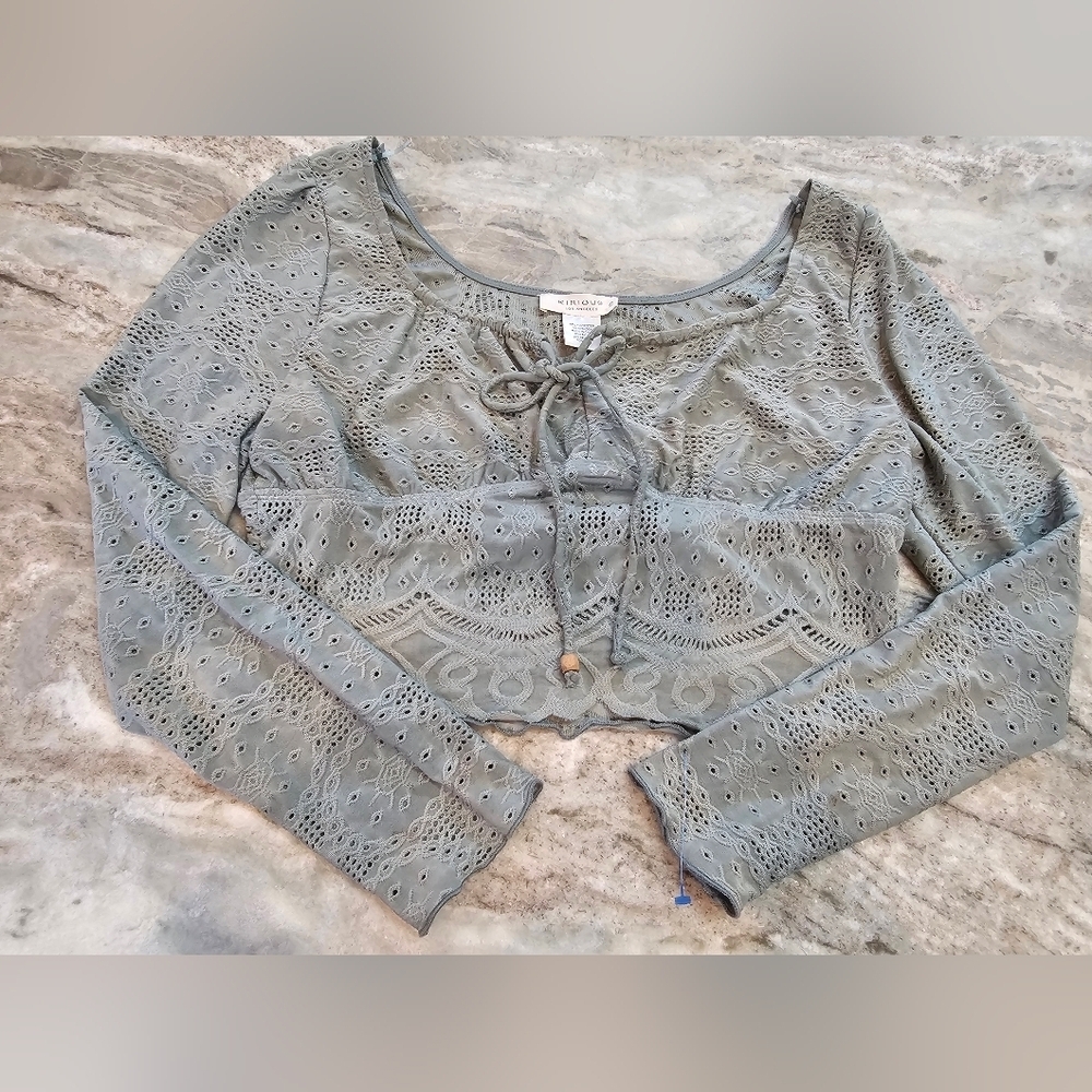 Kirious Sage Green Lace Eyelet Long Sleeve Crop Top Size L